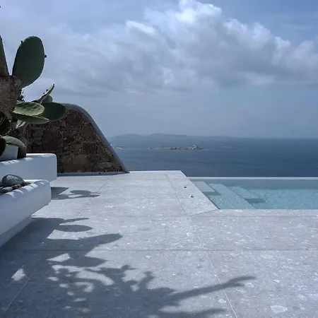 Super Luxury Mykonos - Saorsa - 5 Bedroom - Infinity Pool - Panoramic Sea Sunset Views Mykonos Town